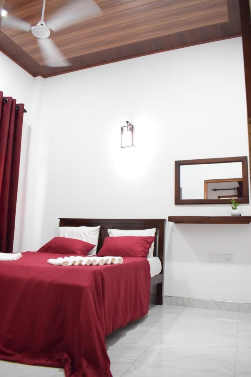 The Alexis'S Guest House Negombo Exterior foto