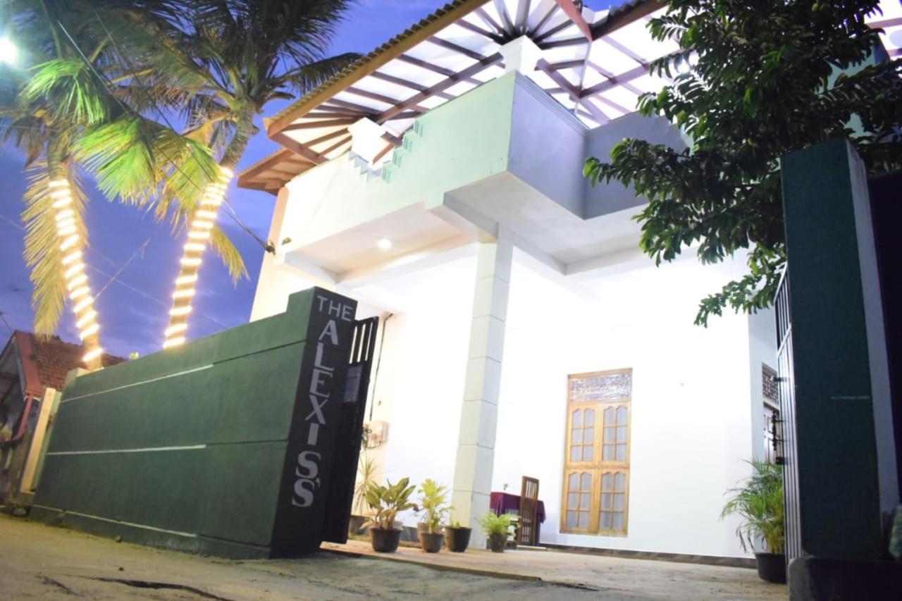 The Alexis'S Guest House Negombo Exterior foto