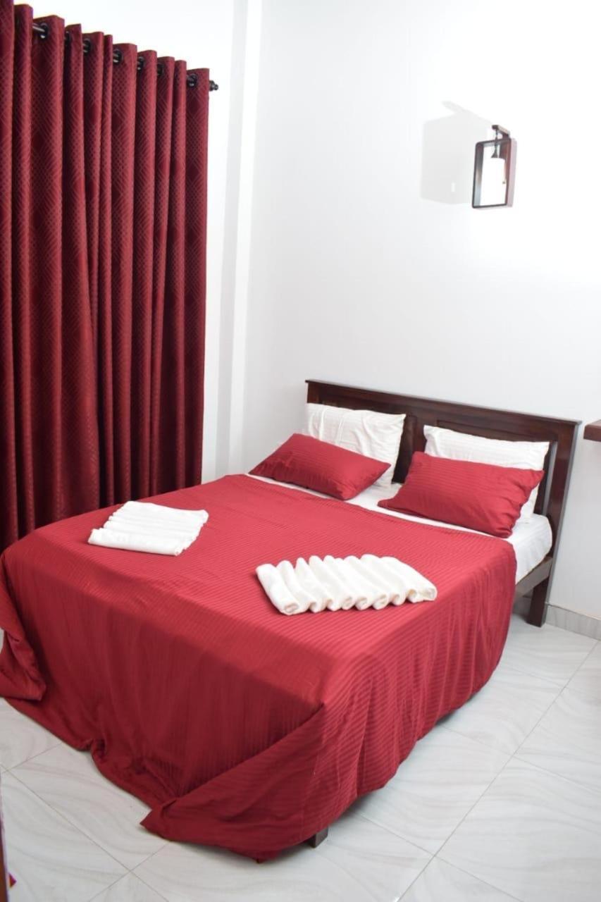 The Alexis'S Guest House Negombo Exterior foto